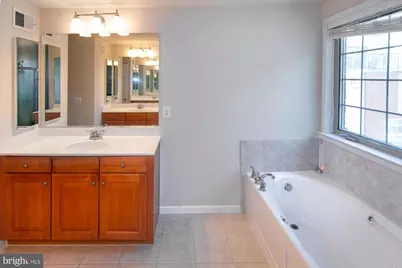 9657 Cedar Farm Circle, Fairfax, VA 22031 - Photo 25