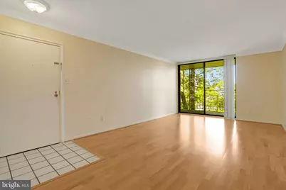 3101 Patrick Henry Drive #122, Falls Church, VA 22044 - Photo 7