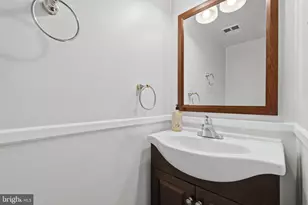 8312 Moline Pl, Springfield, VA 22153 - Photo 13