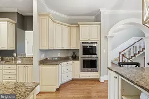 9606 Beach Mill Rd, Great Falls, VA 22066 - Photo 19