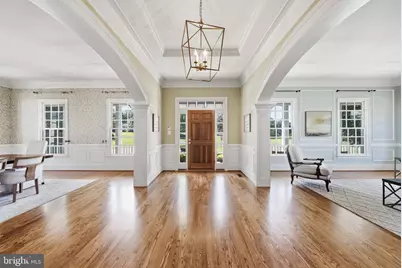 9606 Beach Mill Road, Great Falls, VA 22066 - Photo 3