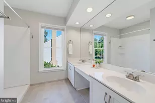 4620 Luxberry Dr, Fairfax, VA 22032 - Photo 7