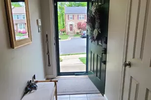 9037 Gavelwood Ct, Springfield, VA 22153 - Photo 7