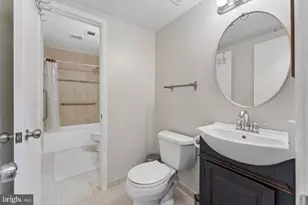2674 Glengyle Dr, Vienna, VA 22181 - Photo 19