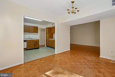 1671 Parkcrest Circle #4C/401, Reston, VA 20190 - Photo 9