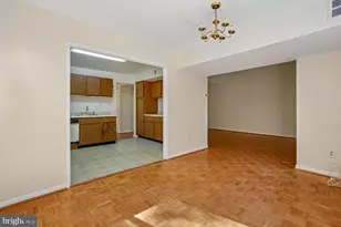 1671 Parkcrest Cir, Reston, VA 20190 - Photo 9