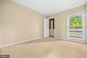 10302 Appalachian Cir, Oakton, VA 22124 - Photo 17