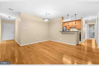 10302 Appalachian Circle #8-108, Oakton, VA 22124 - Photo 7