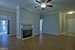 4139 Fountainside Ln, Fairfax, VA 22030 - Photo 3