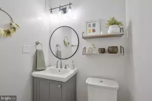 6923 Confederate Ridge Ln, Centreville, VA 20121 - Photo 17