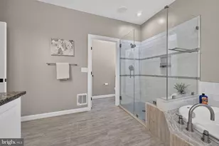 7202 Gray Heights Ct, Alexandria, VA 22315 - Photo 49