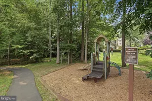 5906 Bridgetown Ct, Burke, VA 22015 - Photo 35
