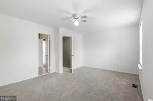 5906 Bridgetown Ct, Burke, VA 22015 - Photo 21