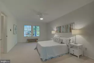 12040 Heather Down Dr, Herndon, VA 20170 - Photo 17