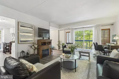 11815 Breton Court #12B, Reston, VA 20191 - Photo 3