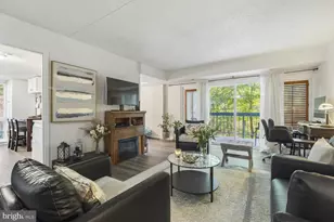 11815 Breton Ct, Reston, VA 20191 - Photo 3