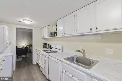 11815 Breton Court #12B, Reston, VA 20191 - Photo 7