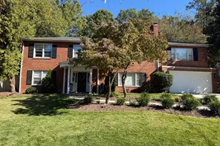 6250 Diamond Dr, Falls Church, VA 22044 - Photo 3