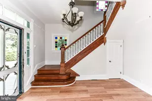 2415 Sandburg St, Dunn Loring, VA 22027 - Photo 7