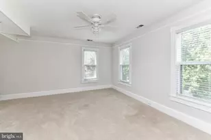 2415 Sandburg St, Dunn Loring, VA 22027 - Photo 19