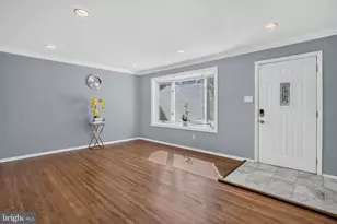 13708 Pitkin Ct, Chantilly, VA 20151 - Photo 5