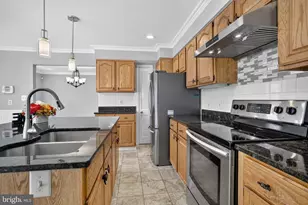 13708 Pitkin Ct, Chantilly, VA 20151 - Photo 13