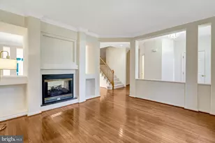 3022 Rosemoor Ln, Fairfax, VA 22031 - Photo 5
