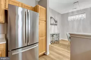 4127 Fountainside Ln, Fairfax, VA 22030 - Photo 11