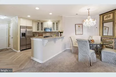 12461 Hayes Court #203, Fairfax, VA 22033 - Photo 5