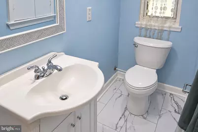 8531 W Oak Place, Vienna, VA 22182 - Photo 23