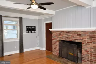 8531 W Oak Pl, Vienna, VA 22182 - Photo 19