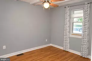 8531 W Oak Pl, Vienna, VA 22182 - Photo 27
