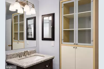 8531 W Oak Place, Vienna, VA 22182 - Photo 35