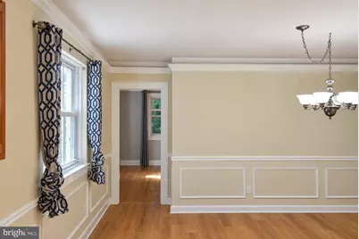 8531 W Oak Place, Vienna, VA 22182 - Photo 13