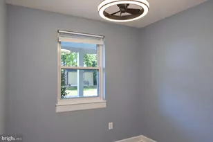 8531 W Oak Pl, Vienna, VA 22182 - Photo 31