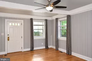 8531 W Oak Pl, Vienna, VA 22182 - Photo 17