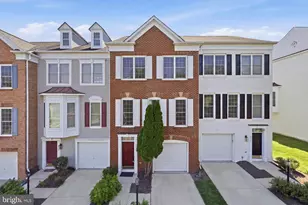 2524 Terra Cotta Cir, Herndon, VA 20171 - Photo 3