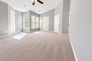 2581 Sutters Mill Dr, Herndon, VA 20171 - Photo 13
