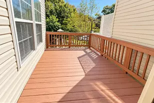 2581 Sutters Mill Dr, Herndon, VA 20171 - Photo 19