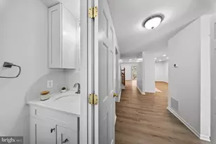 4123 Weeping Willow Ct Ct, Chantilly, VA 20151 - Photo 5