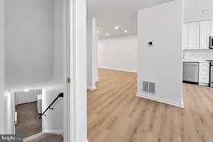 4123 Weeping Willow Ct Ct, Chantilly, VA 20151 - Photo 13