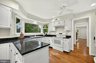 6850 McLean Province Cir, Falls Church, VA 22043 - Photo 29