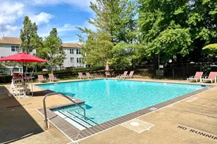 8244 Catbird Cir, Lorton, VA 22079 - Photo 17