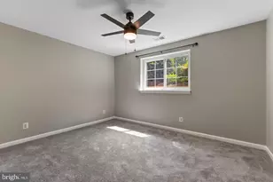 8244 Catbird Cir, Lorton, VA 22079 - Photo 9