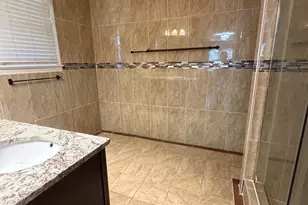 4905 Apple Tree Dr, Alexandria, VA 22310 - Photo 17