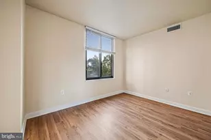 2451 Midtown Ave, Alexandria, VA 22303 - Photo 23