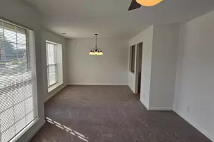 9262 Cardinal Forest Ln, Lorton, VA 22079 - Photo 7
