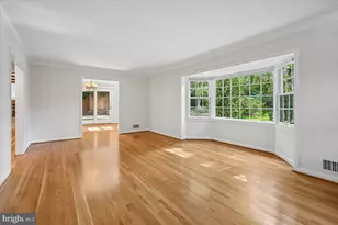 6717 Weaver Ave, McLean, VA 22101 - Photo 7