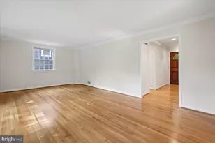 6717 Weaver Ave, McLean, VA 22101 - Photo 9