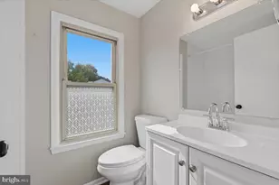 13831 Claret Ct, Chantilly, VA 20151 - Photo 17